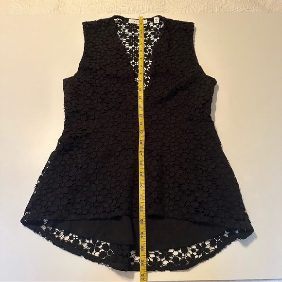 A.L.C. Lace Sleeveless V Neck Black Benni Top - Size 2 - Picture 13 of 15